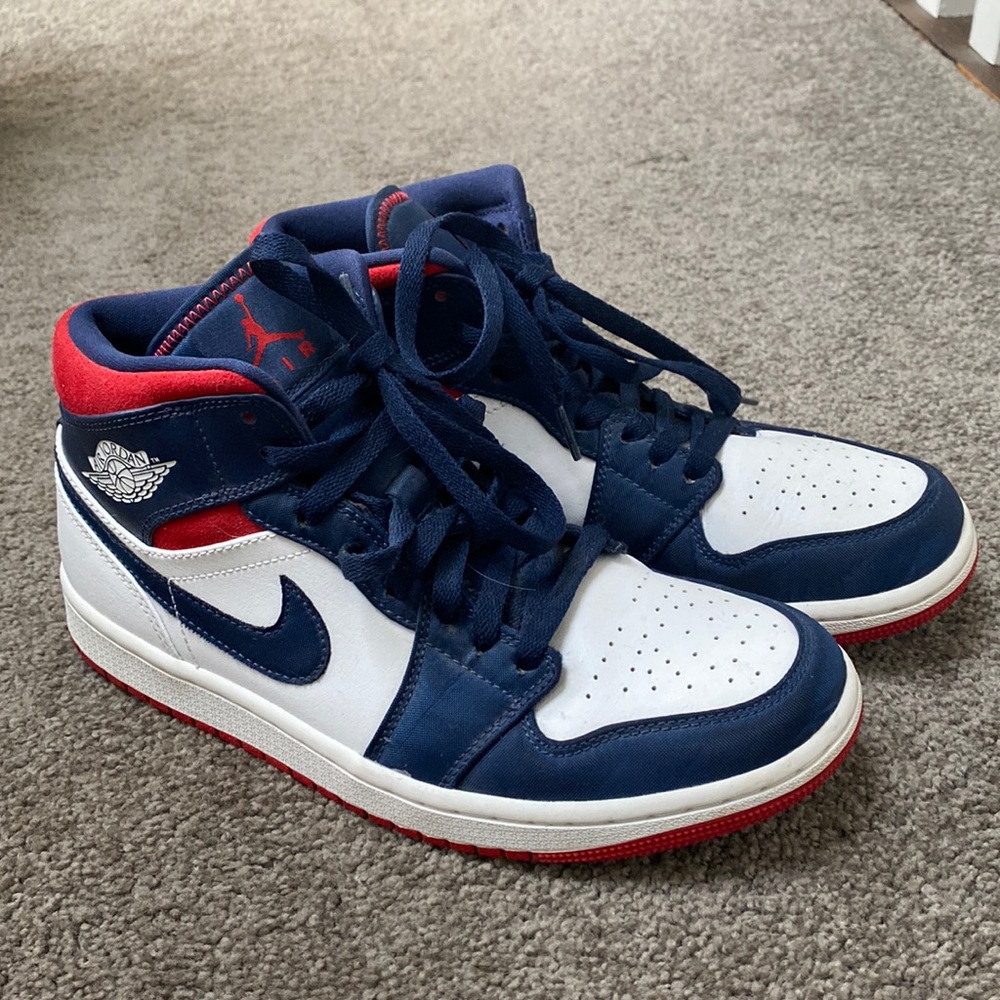 Air Jordan 1 Mid SE 'Olympic